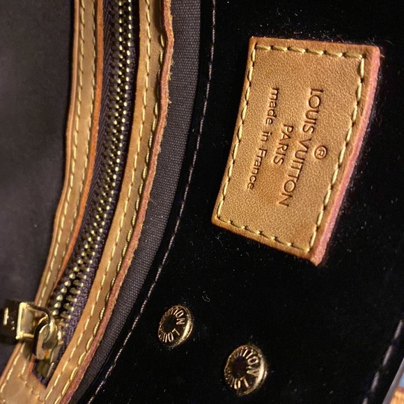 Louis Vuitton Reade PM Amarante Monogram Purse - Picture 6 of 16